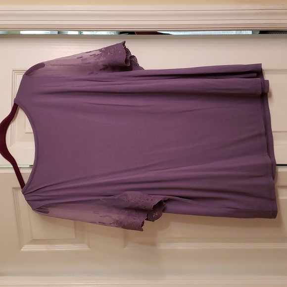 Women's blouse - Picture 4 of 4